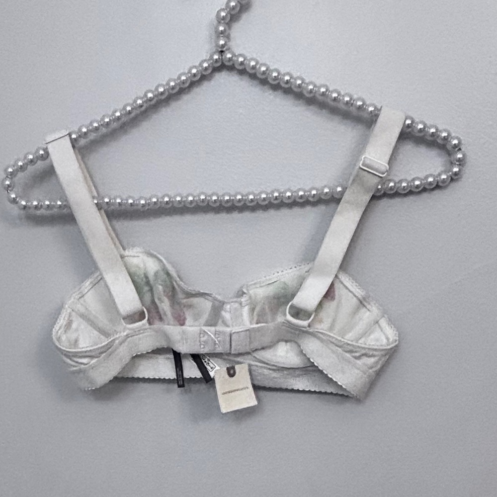 Anthropology Strawberry Embroidered White Bra Size: XXS - Picture 3 of 4